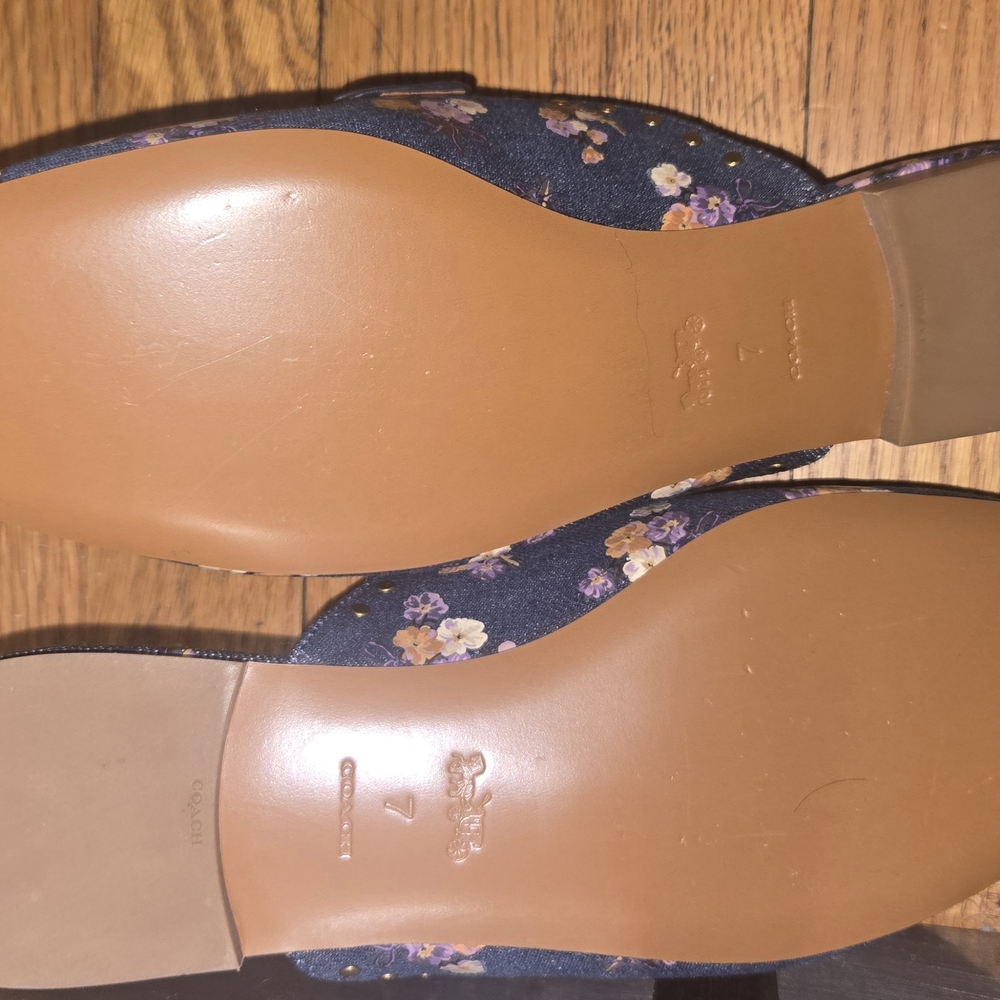 Coach Floral Denim Mules 🌼 - Picture 7 of 7